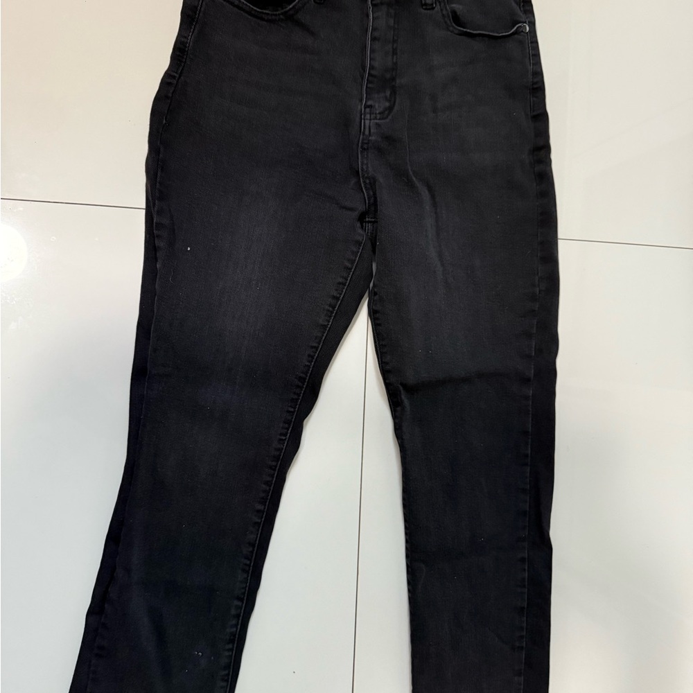 Forever 21 Men's Black Skinny Jeans